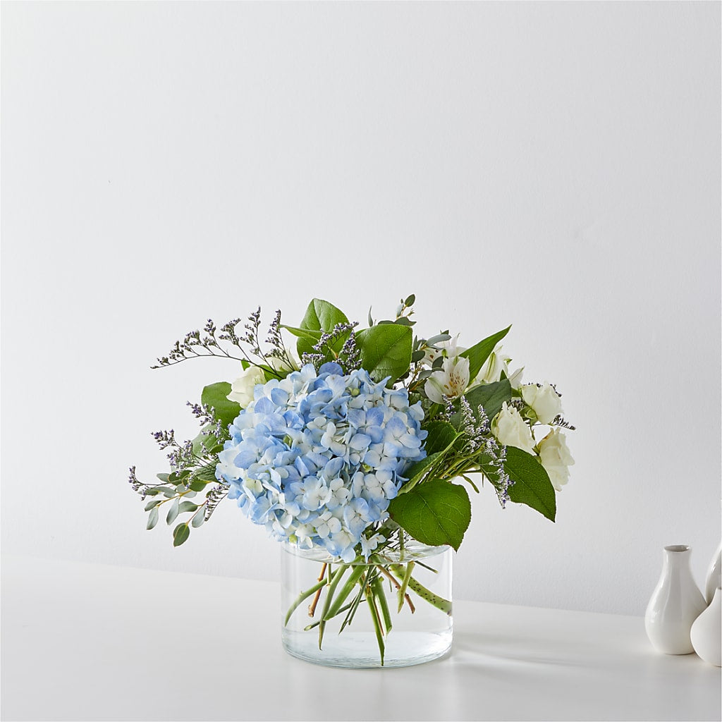 Coastal Blossom Bouquet – MARILYN'S FLOWERS & GIFTS, Camden TN