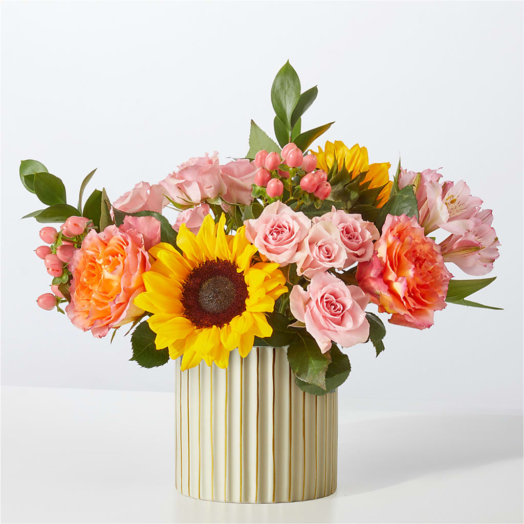 Sun's Out Bouquet – MARILYN'S FLOWERS & GIFTS, Camden TN