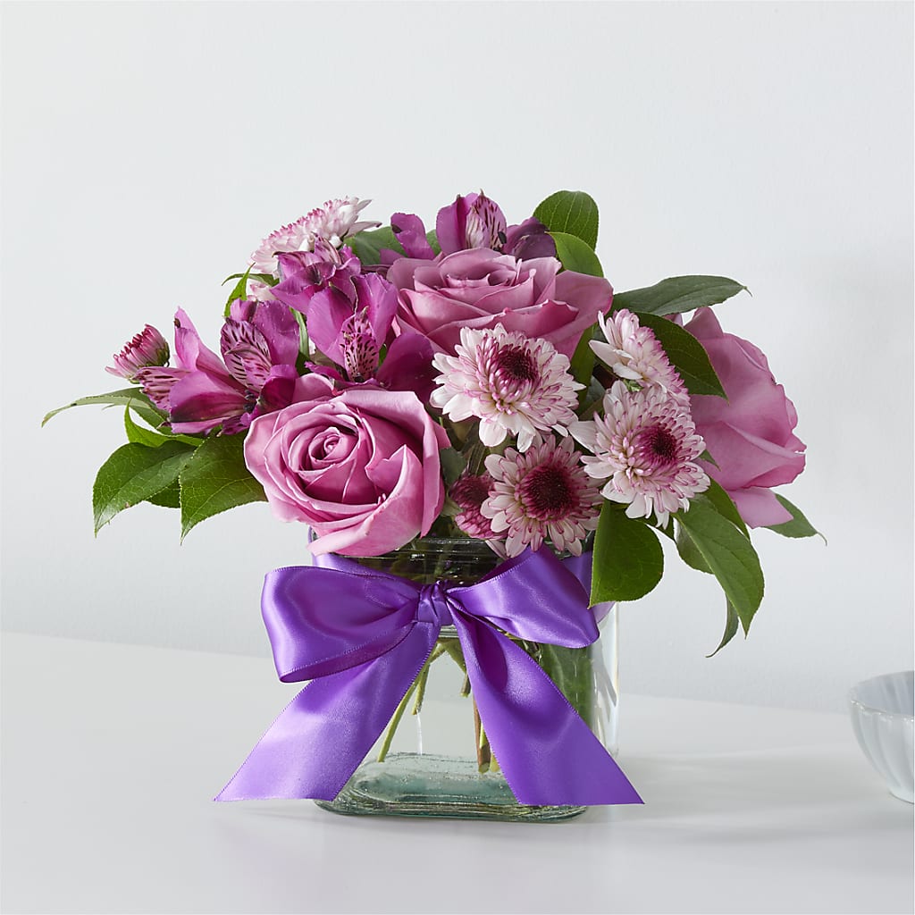 Sugarplum Bouquet – MARILYN'S FLOWERS & GIFTS, Camden TN