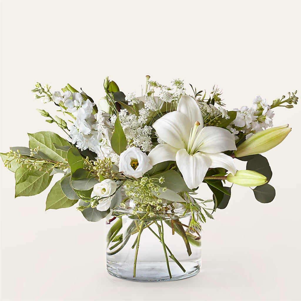 Alluring Elegance Bouquet – MARILYN'S FLOWERS & GIFTS, Camden TN