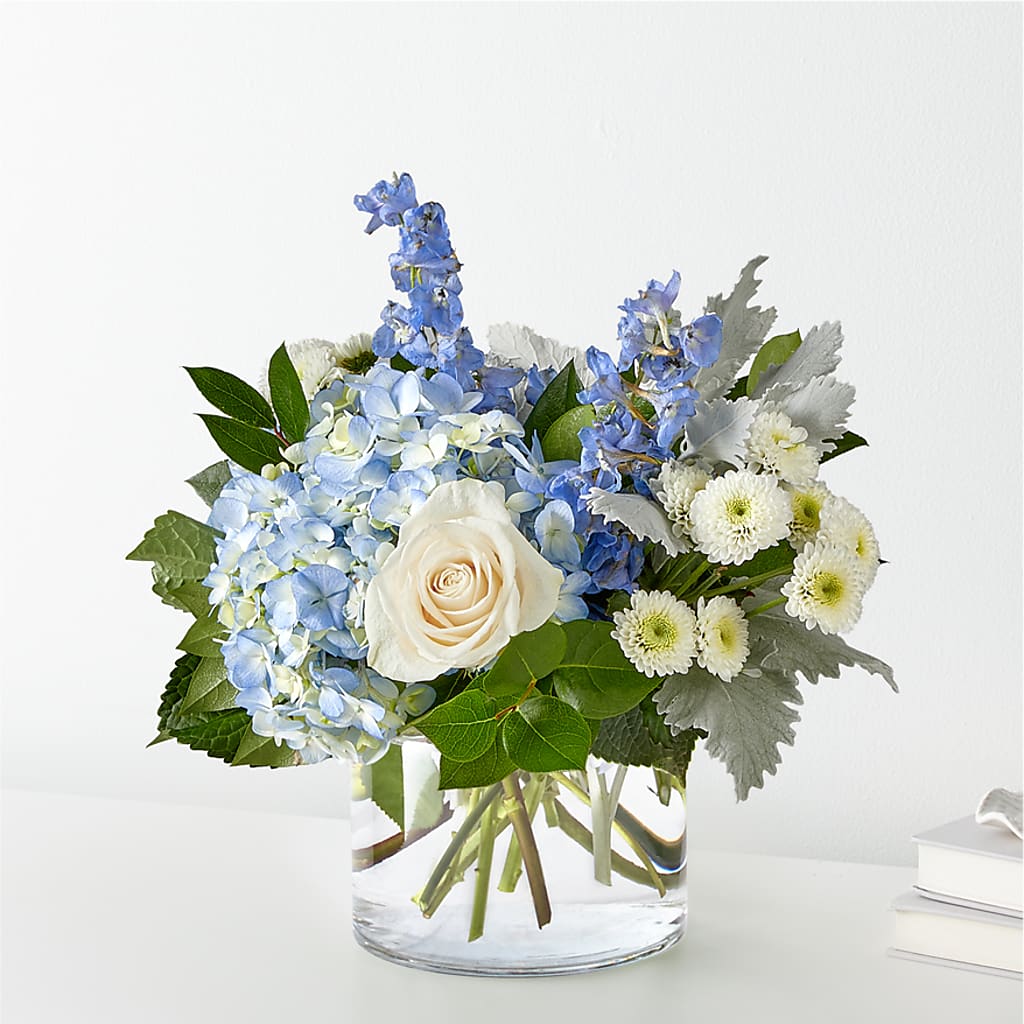 Clear Skies Bouquet – MARILYN'S FLOWERS & GIFTS, Camden TN