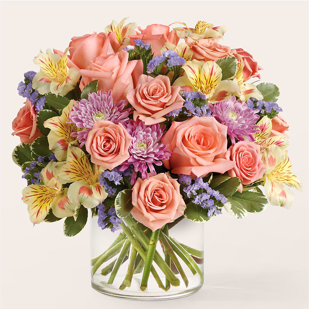 Candy Coated Bouquet – MARILYN'S FLOWERS & GIFTS, Camden TN