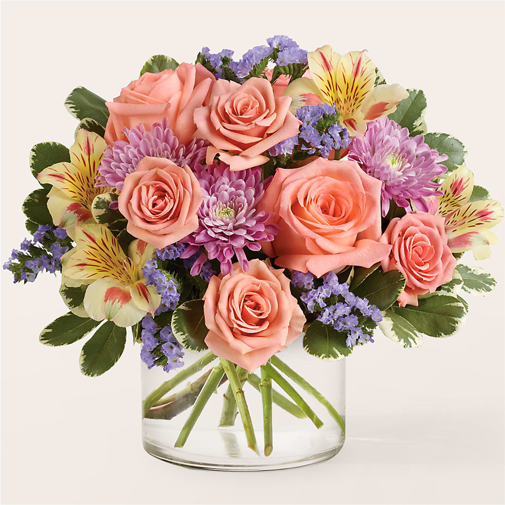 Candy Coated Bouquet – MARILYN'S FLOWERS & GIFTS, Camden TN