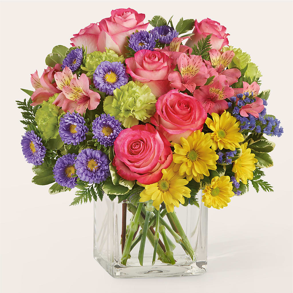 Candy Jar Bouquet – MARILYN'S FLOWERS & GIFTS, Camden TN