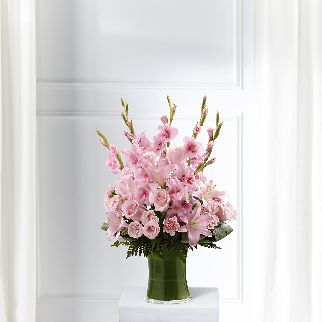 Lovely Tribute Bouquet – MARILYN'S FLOWERS & GIFTS, Camden TN