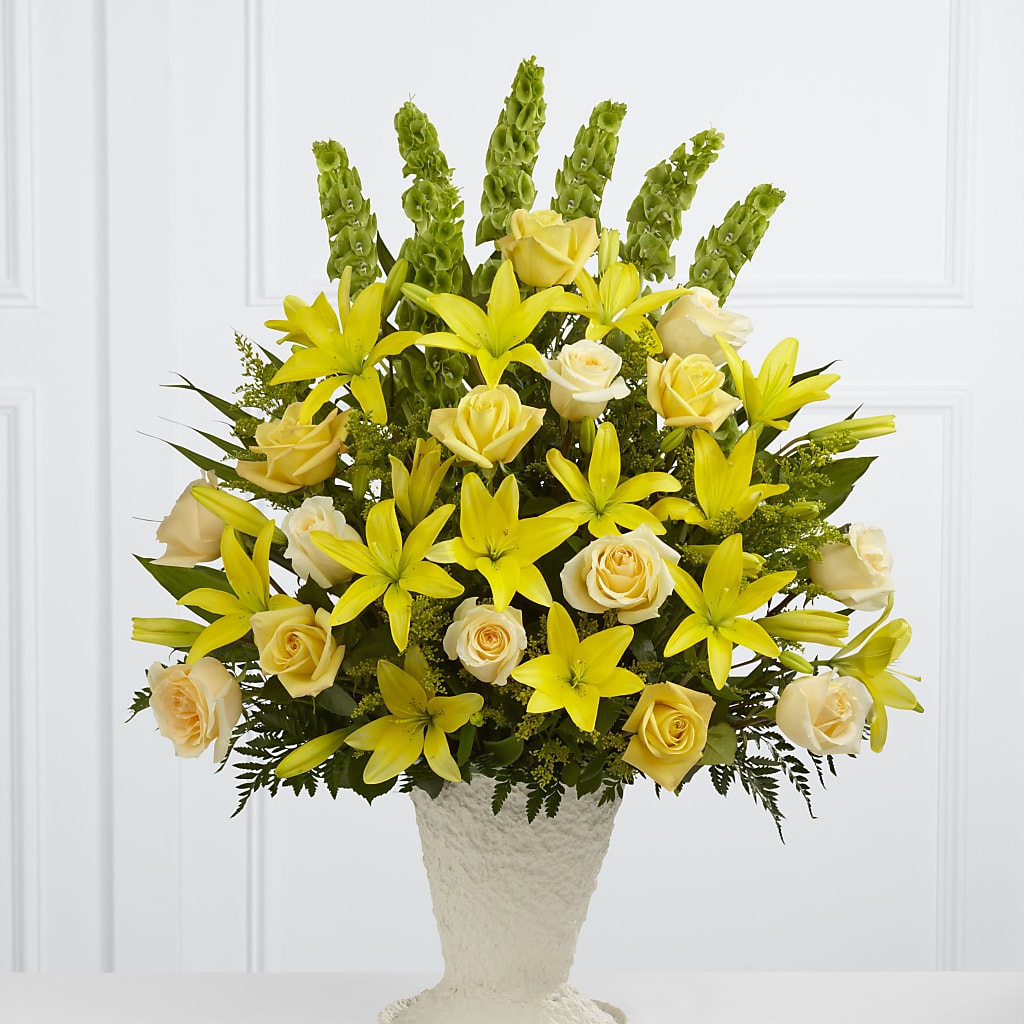 Golden Memories Arrangement – MARILYN'S FLOWERS & GIFTS, Camden TN