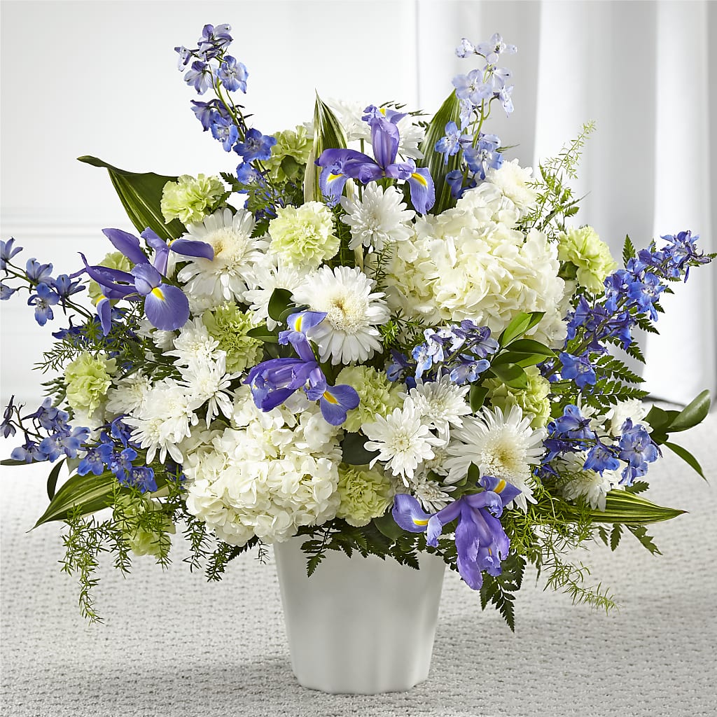 Soft Serenity Floor Basket – MARILYN'S FLOWERS & GIFTS, Camden TN