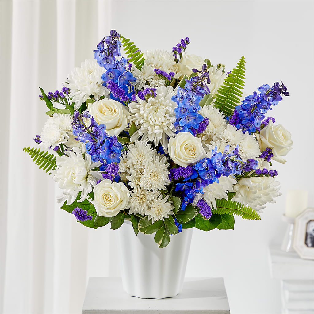 Hold Dear Tabletop Basket – MARILYN'S FLOWERS & GIFTS, Camden TN