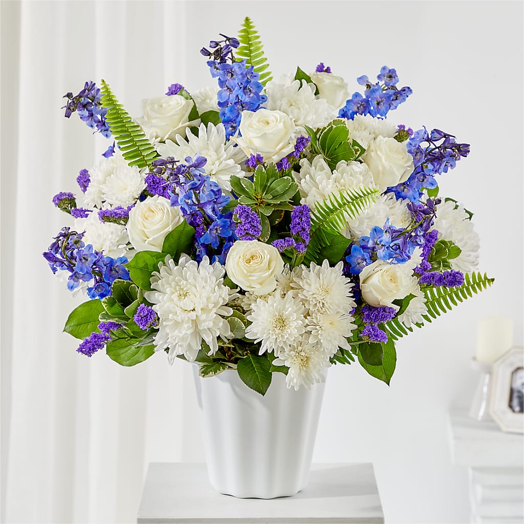 Hold Dear Tabletop Basket – MARILYN'S FLOWERS & GIFTS, Camden TN