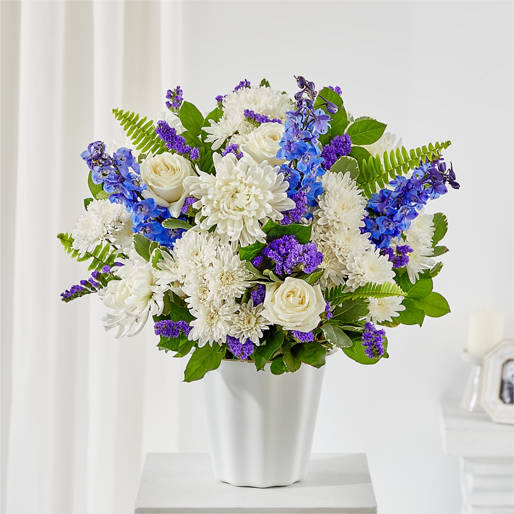 Hold Dear Tabletop Basket – MARILYN'S FLOWERS & GIFTS, Camden TN