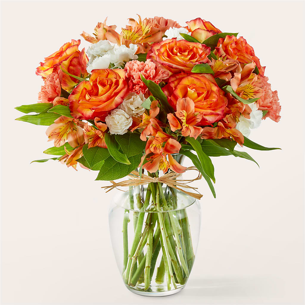 Apricot Glow Bouquet – MARILYN'S FLOWERS & GIFTS, Camden TN
