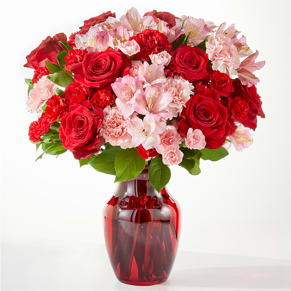 Candy Kisses Bouquet – MARILYN'S FLOWERS & GIFTS, Camden TN