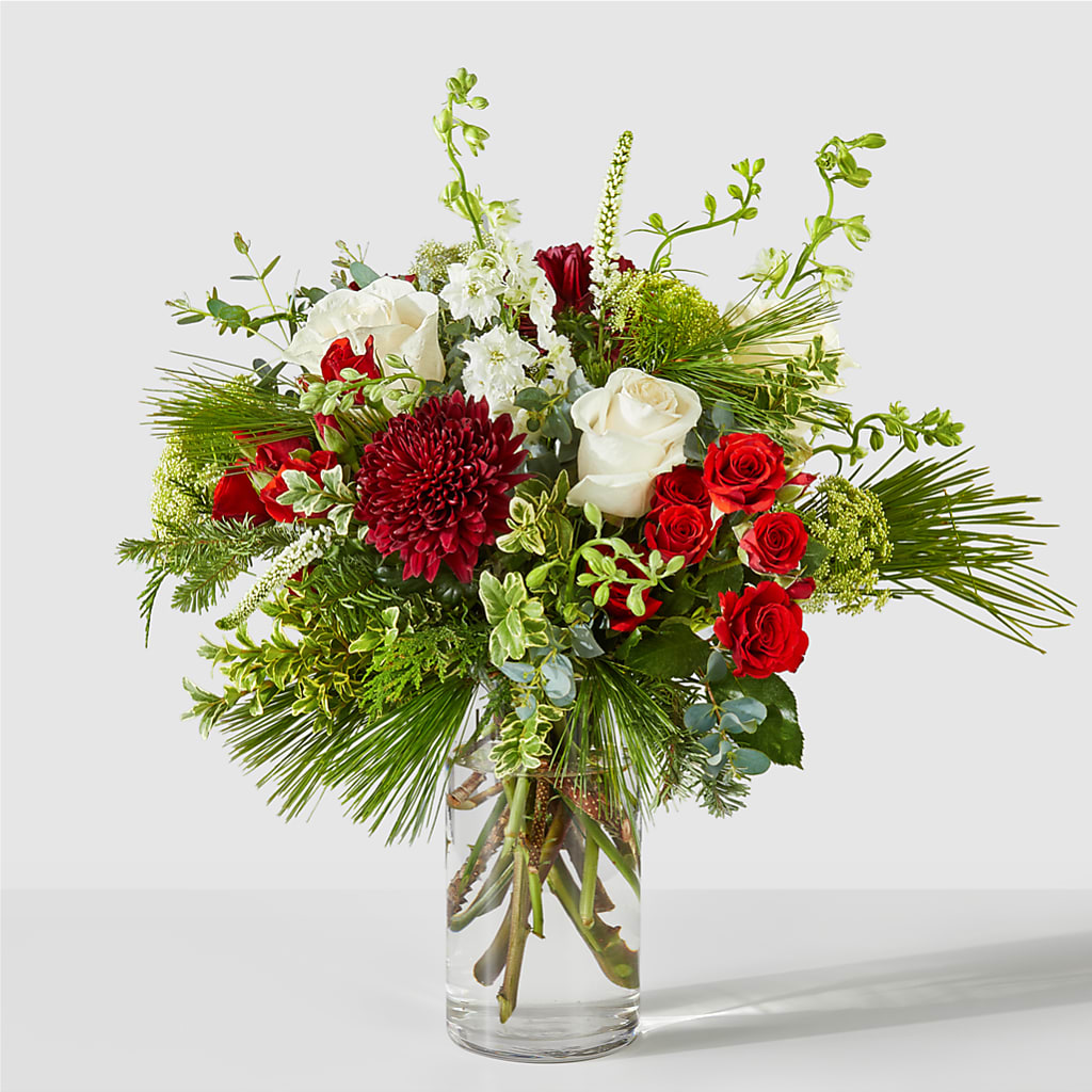 Favorite Traditions Bouquet – MARILYN'S FLOWERS & GIFTS, Camden TN