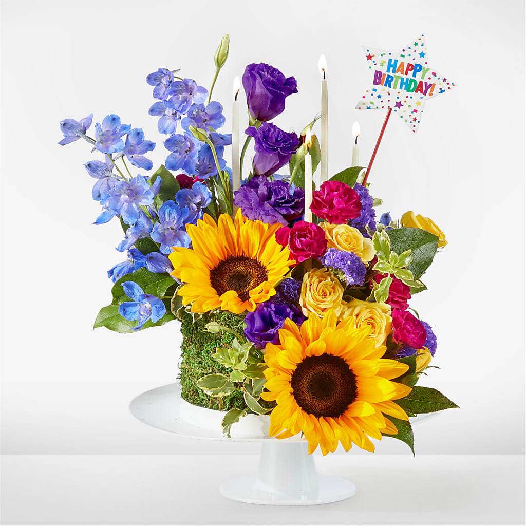 Star of the Day Floral Cake – MARILYN'S FLOWERS & GIFTS, Camden TN