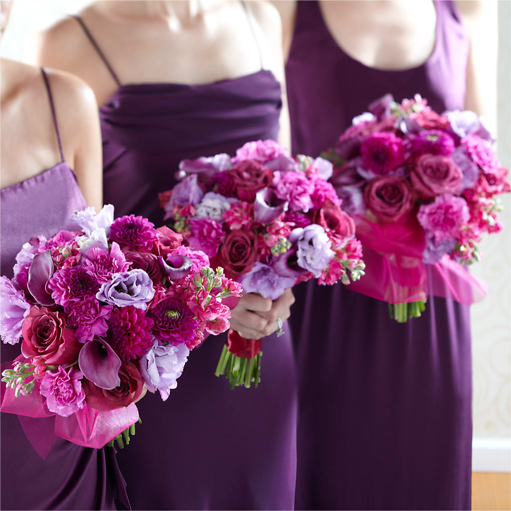 Bridesmaid's Garden Bouquet – MARILYN'S FLOWERS & GIFTS, Camden TN