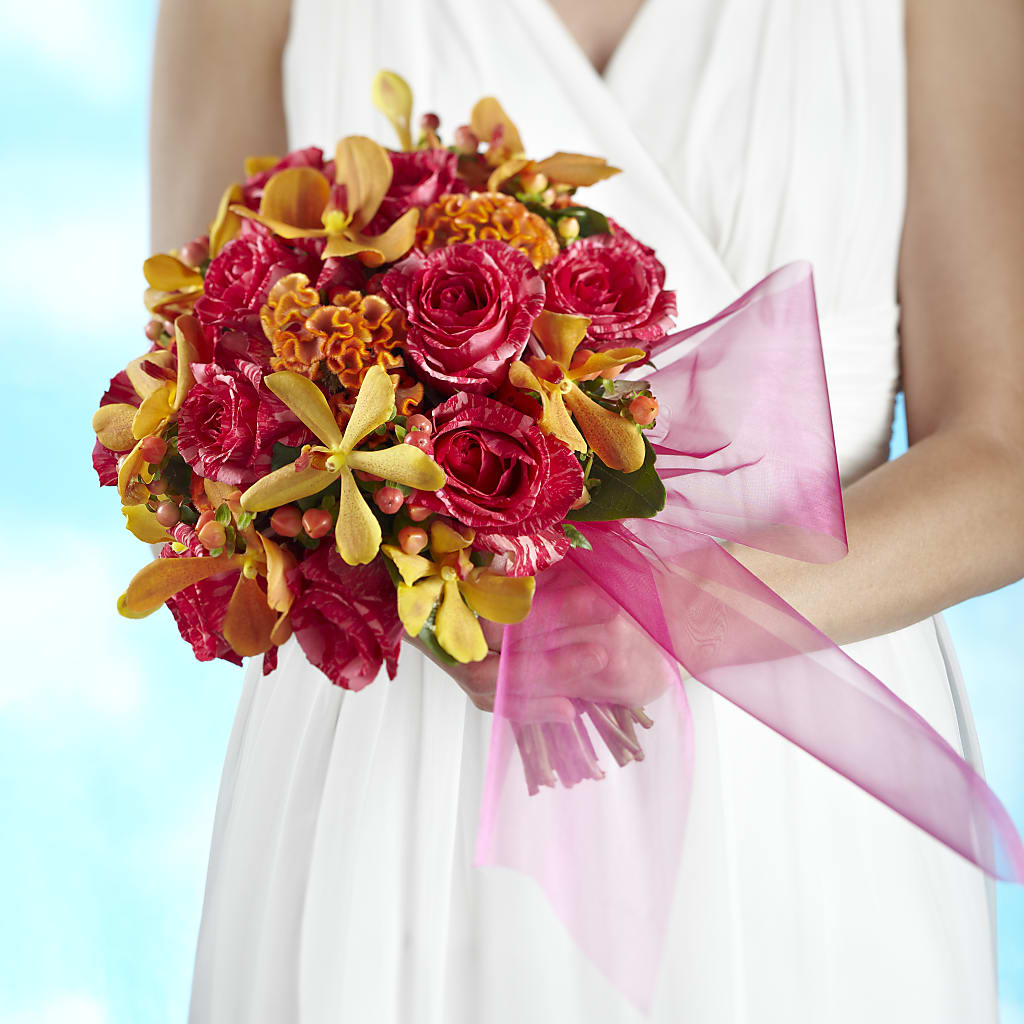 Brilliant Shades of Love Bouquet – MARILYN'S FLOWERS & GIFTS, Camden TN