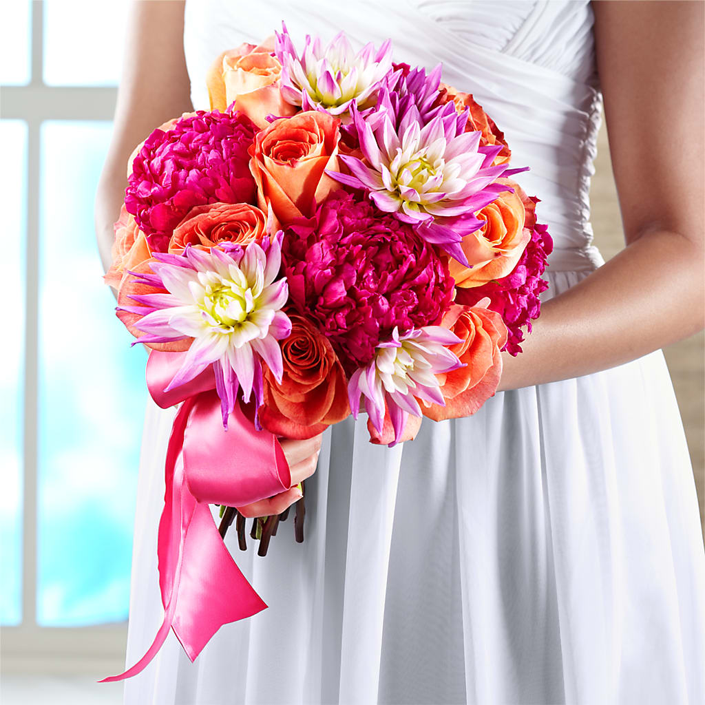 New Love Bouquet – MARILYN'S FLOWERS & GIFTS, Camden TN