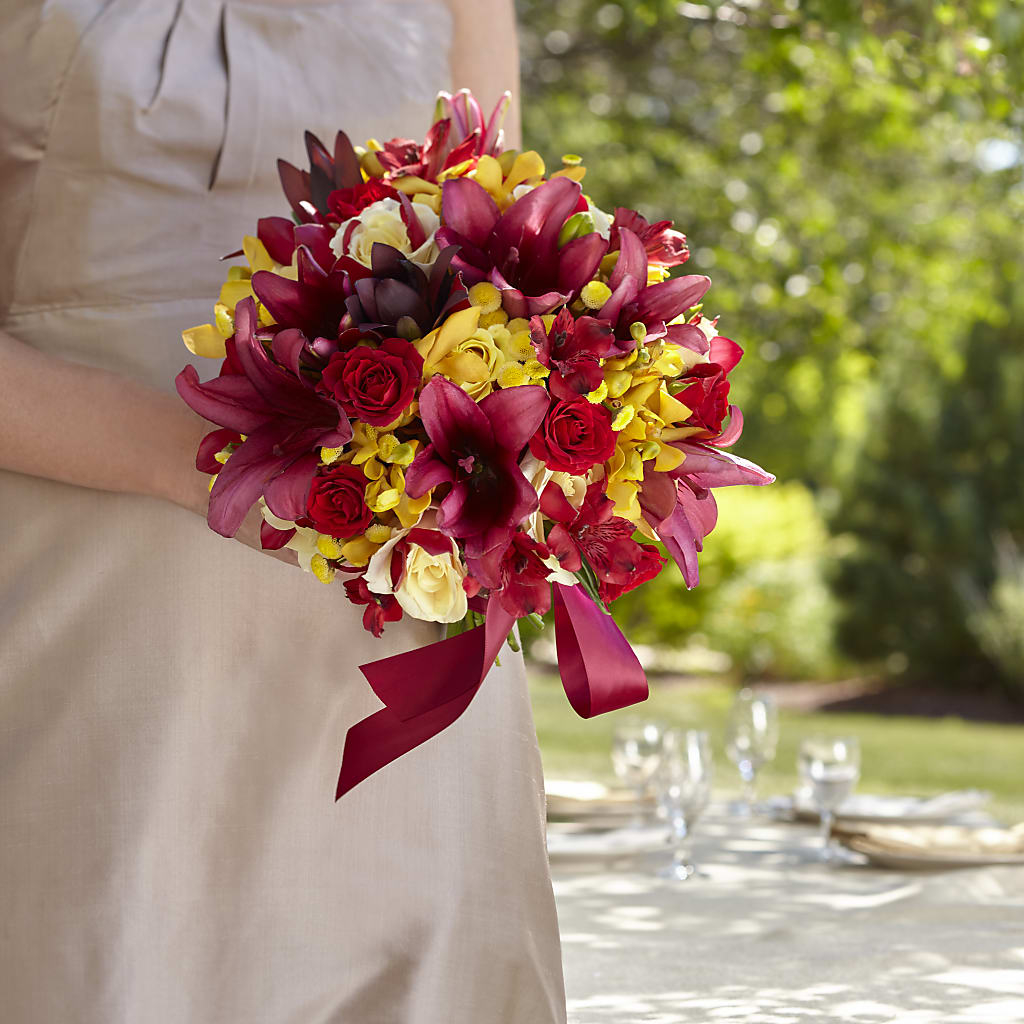 Sunningdale Bouquet – MARILYN'S FLOWERS & GIFTS, Camden TN
