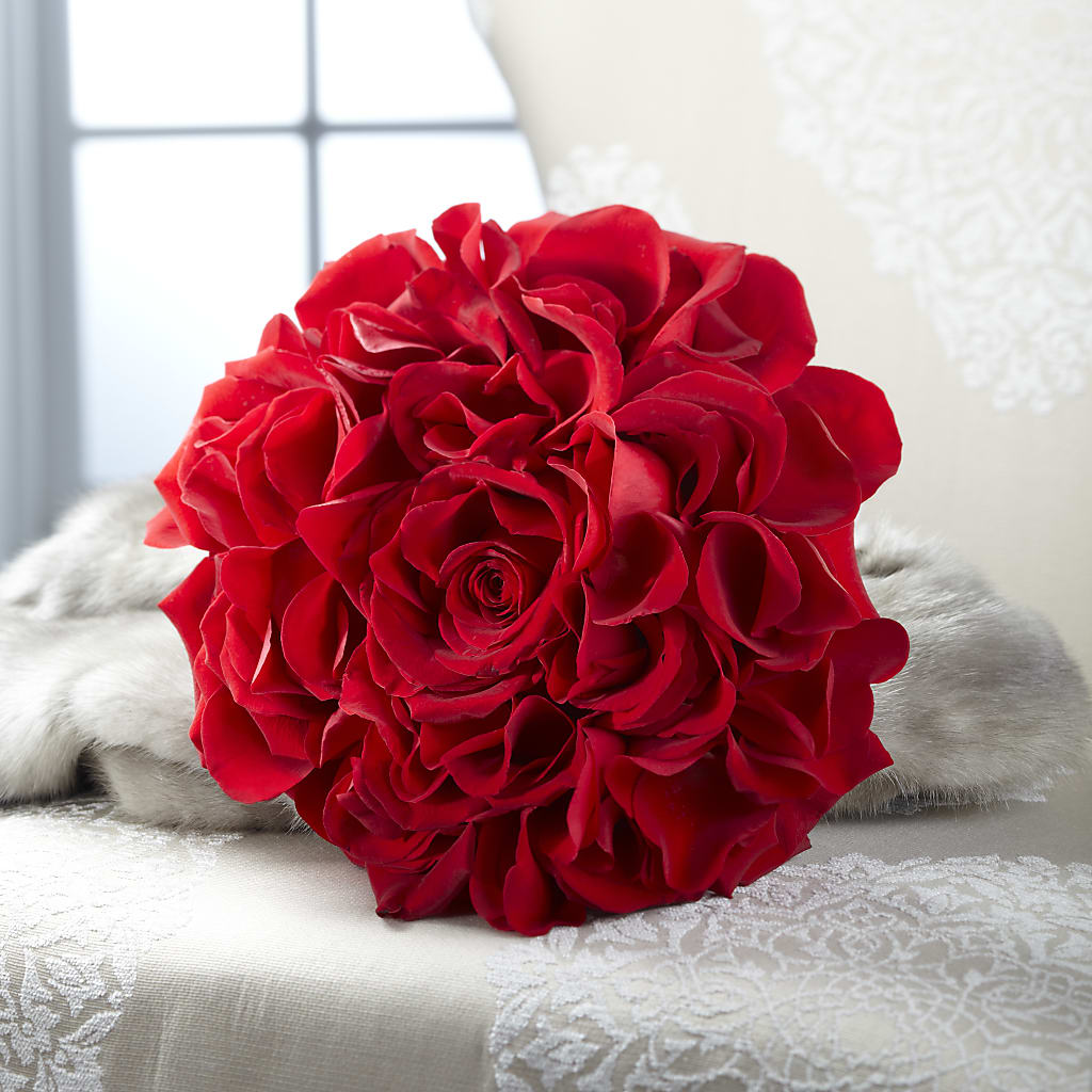 Composite Rose Bouquet – MARILYN'S FLOWERS & GIFTS, Camden TN