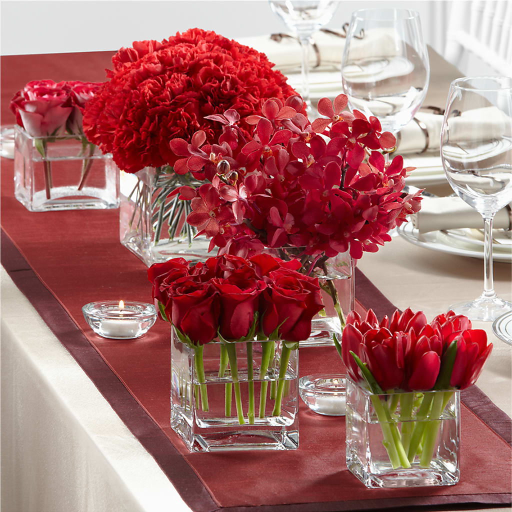 Modern Grace Centerpiece – MARILYN'S FLOWERS & GIFTS, Camden TN