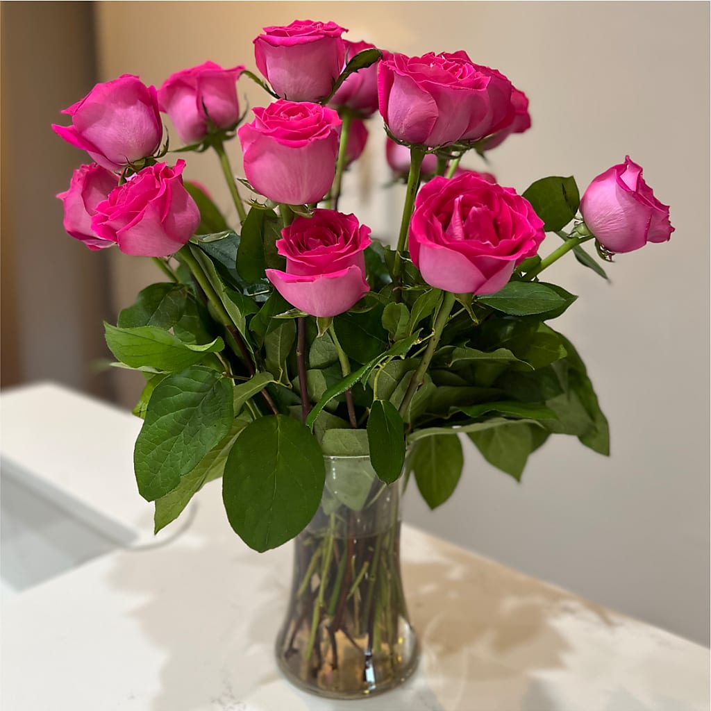 Long Stem Pink Rose Bouquet – MARILYN'S FLOWERS & GIFTS, Camden TN