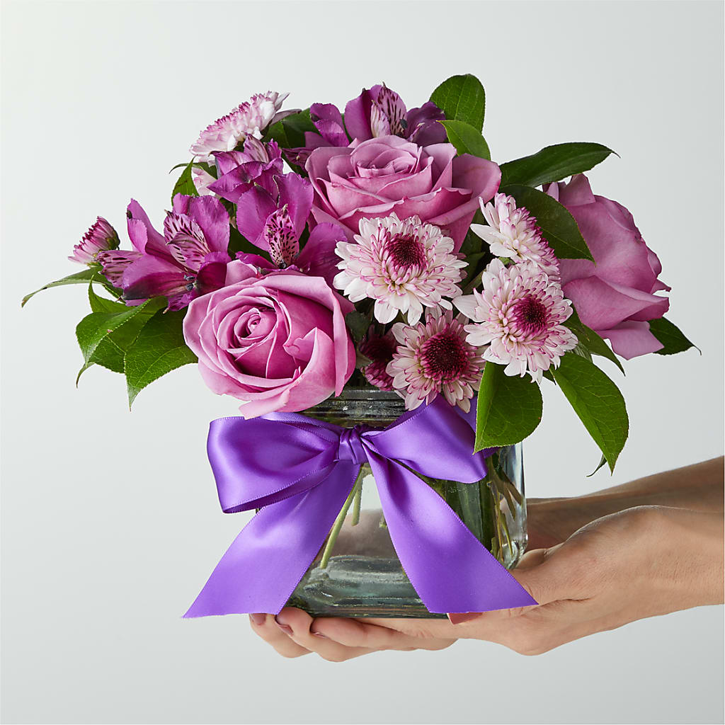 Sugarplum Bouquet – MARILYN'S FLOWERS & GIFTS, Camden TN