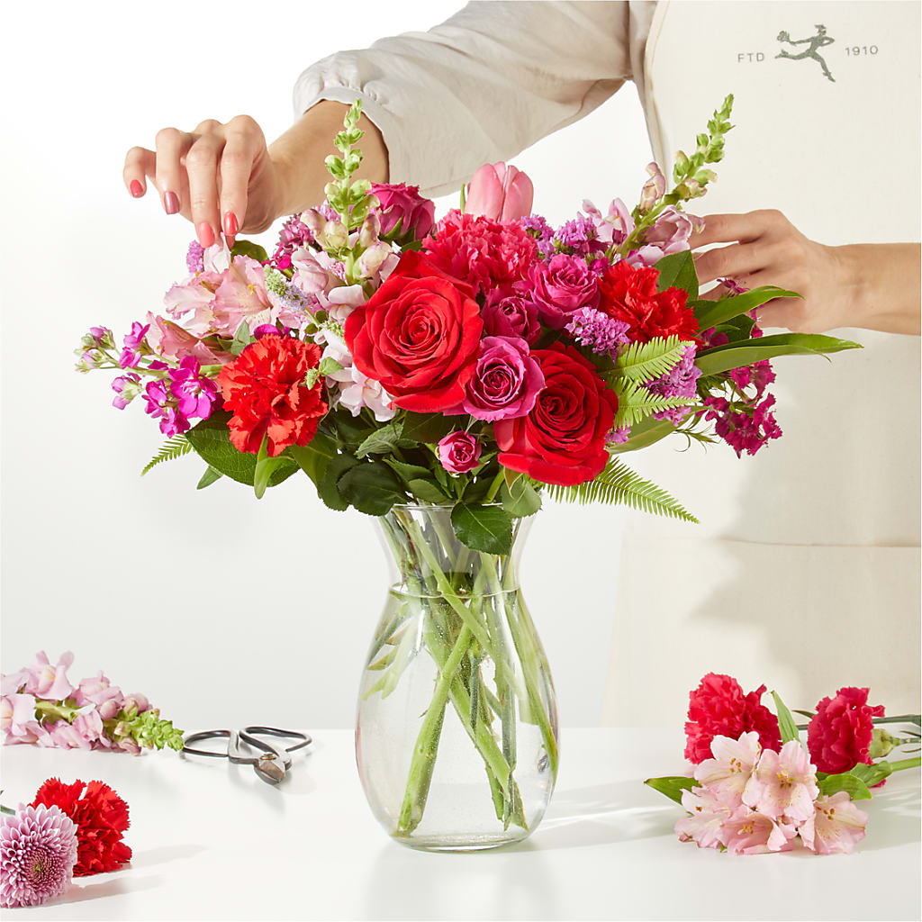 Together Forever - A Florist Original – MARILYN'S FLOWERS & GIFTS, Camden TN