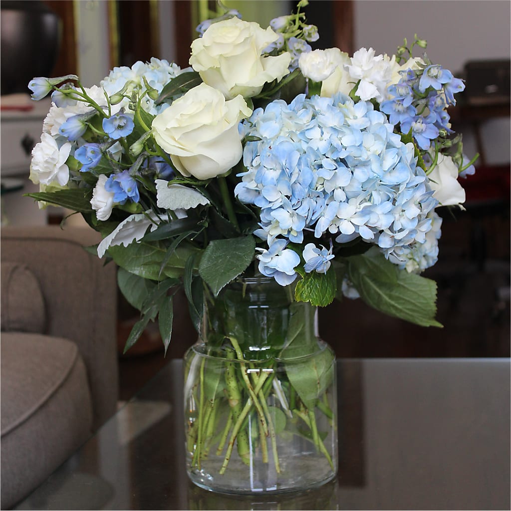 Clear Skies Bouquet – MARILYN'S FLOWERS & GIFTS, Camden TN