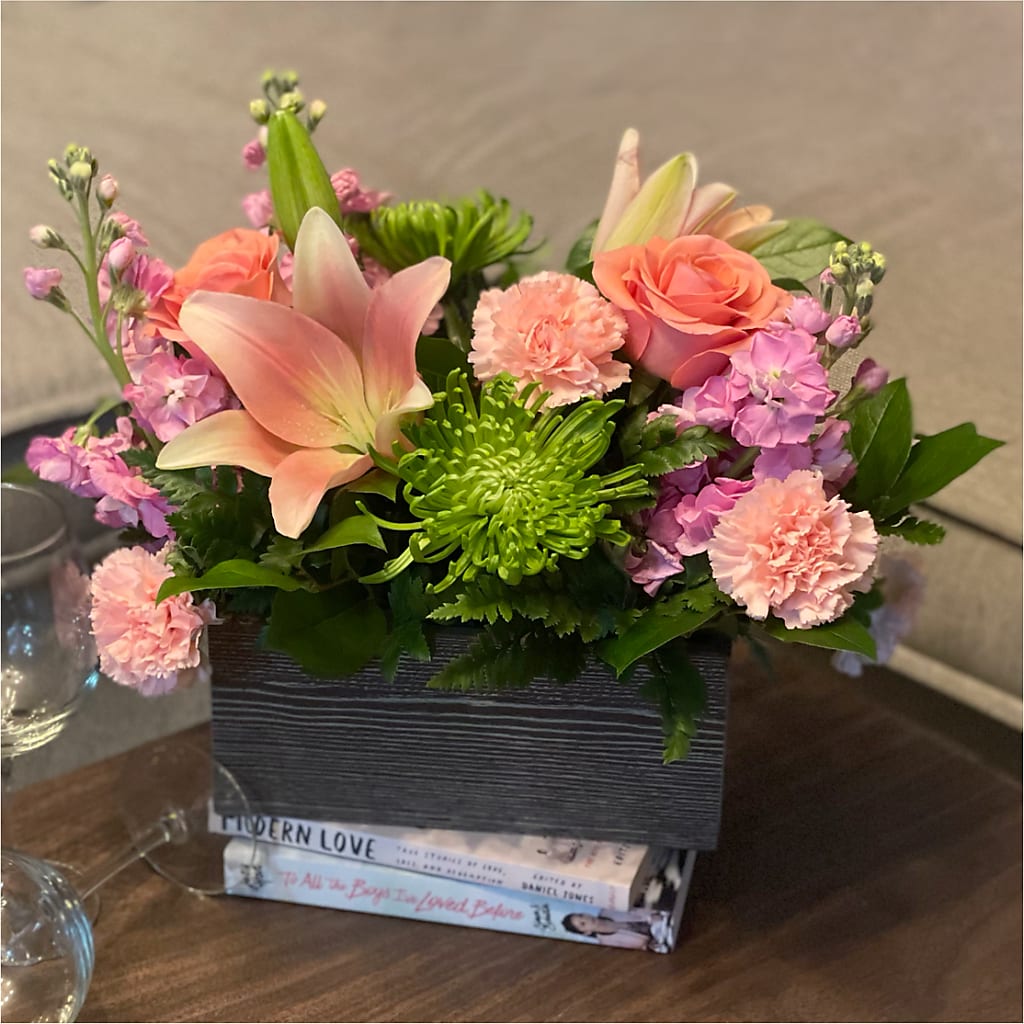 Beautiful Spirit Basket – MARILYN'S FLOWERS & GIFTS, Camden TN