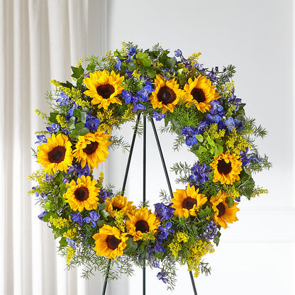 Bright Rays Wreath – MARILYN'S FLOWERS & GIFTS, Camden TN