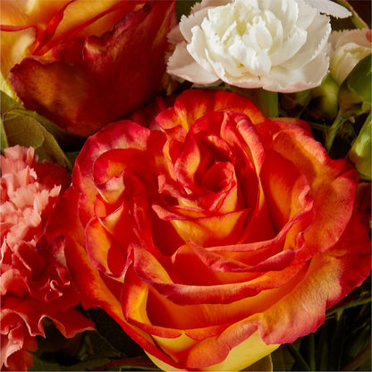 Apricot Glow Bouquet – MARILYN'S FLOWERS & GIFTS, Camden TN