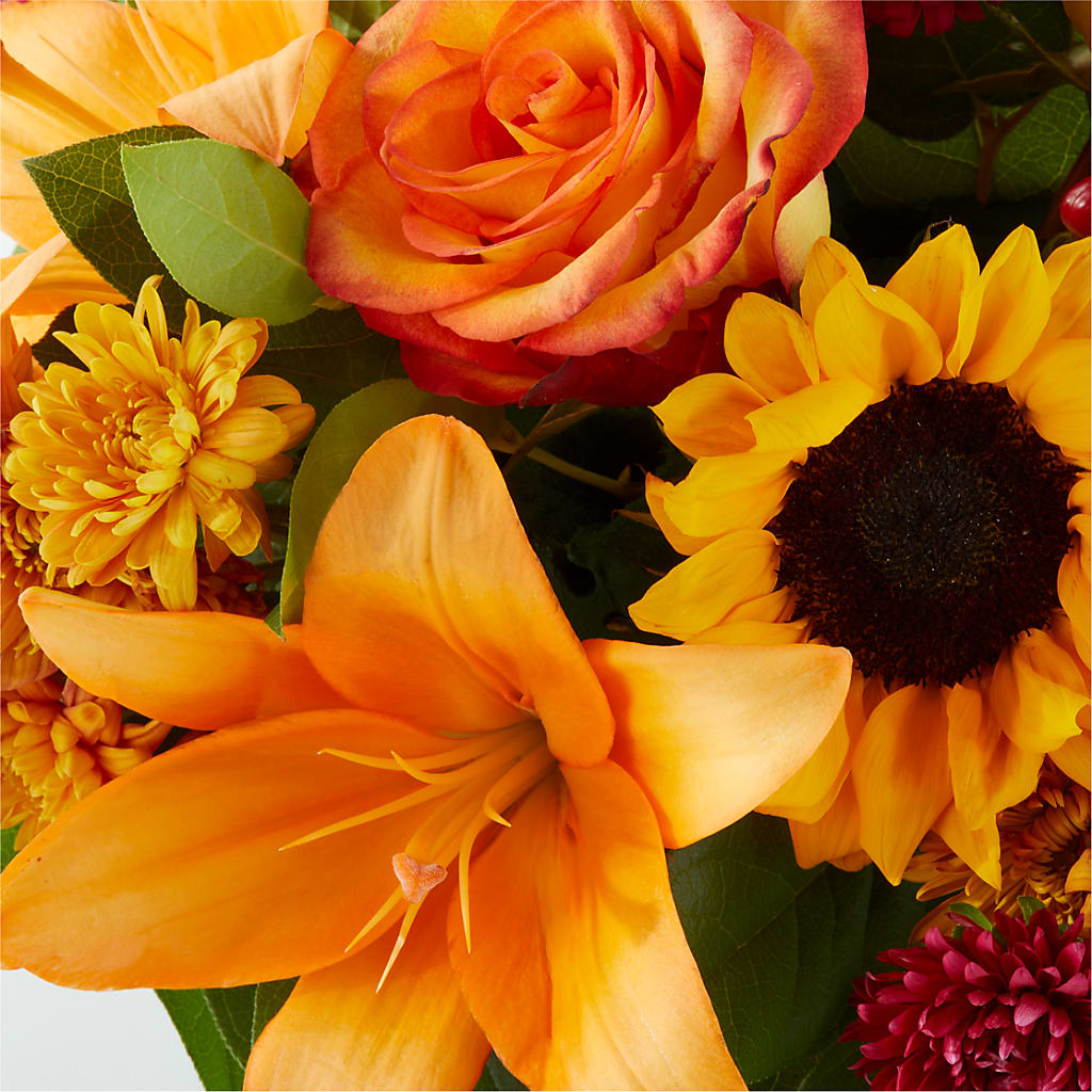 Grateful Centerpiece – MARILYN'S FLOWERS & GIFTS, Camden TN