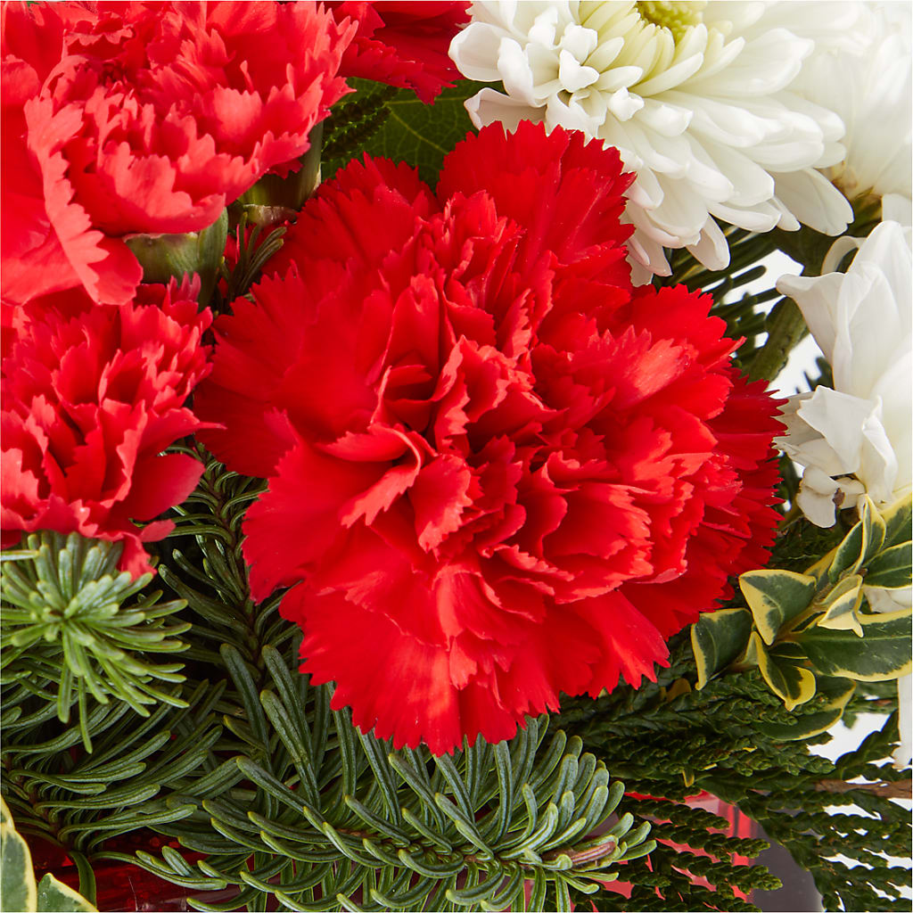 Christmas Market Bouquet – MARILYN'S FLOWERS & GIFTS, Camden TN