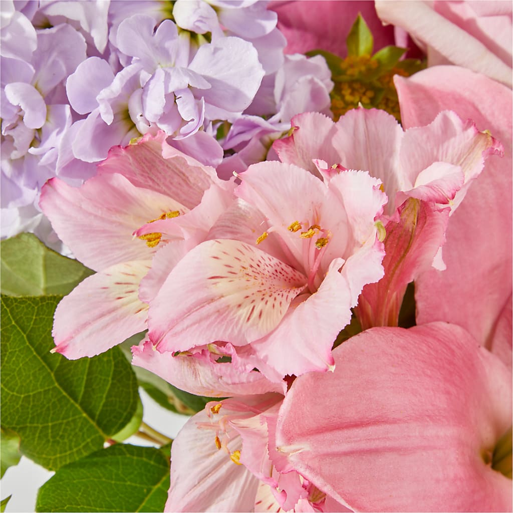 The Crown Jewel Bouquet – MARILYN'S FLOWERS & GIFTS, Camden TN