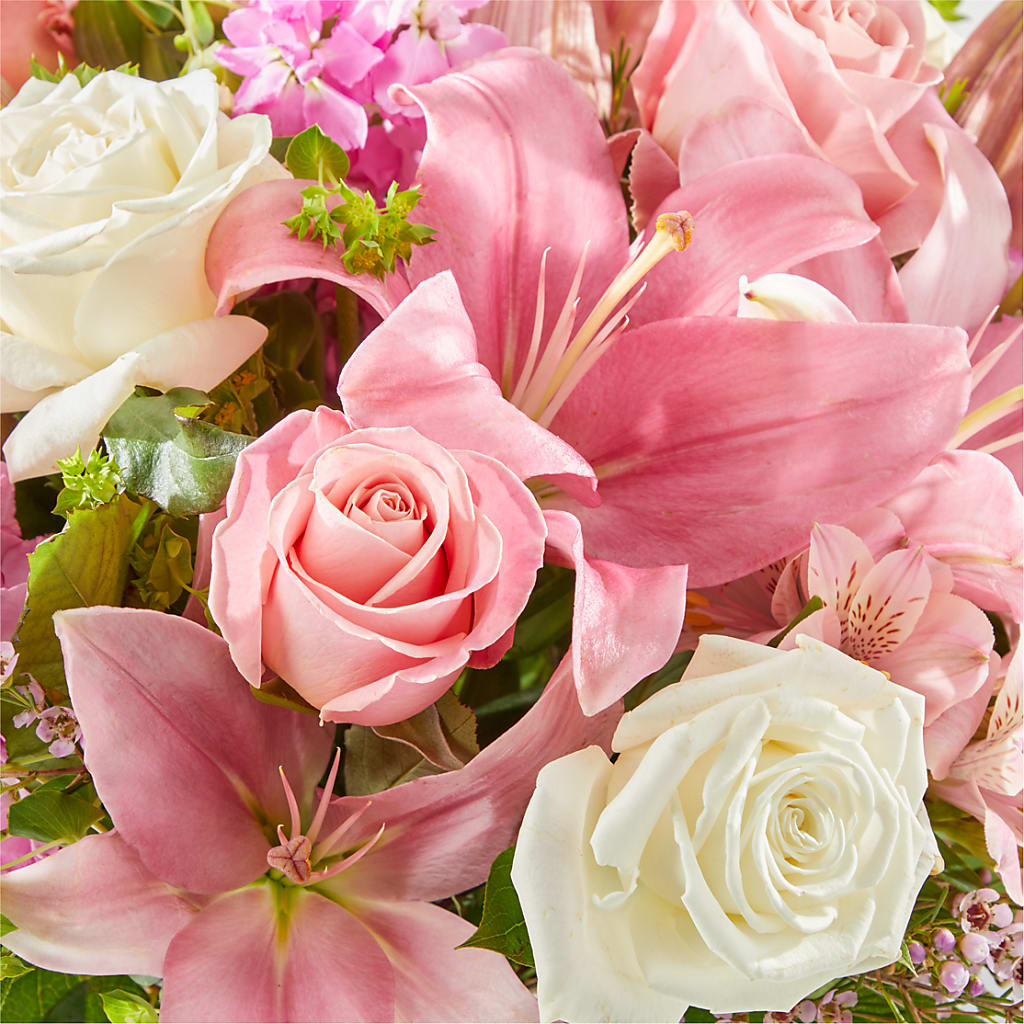 Ethereal Beauty Bouquet – MARILYN'S FLOWERS & GIFTS, Camden TN