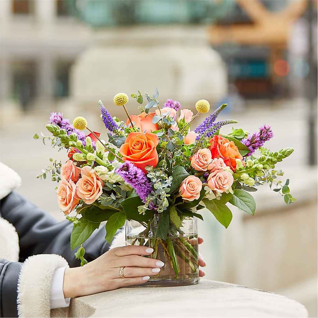 The Standout Bouquet – MARILYN'S FLOWERS & GIFTS, Camden TN