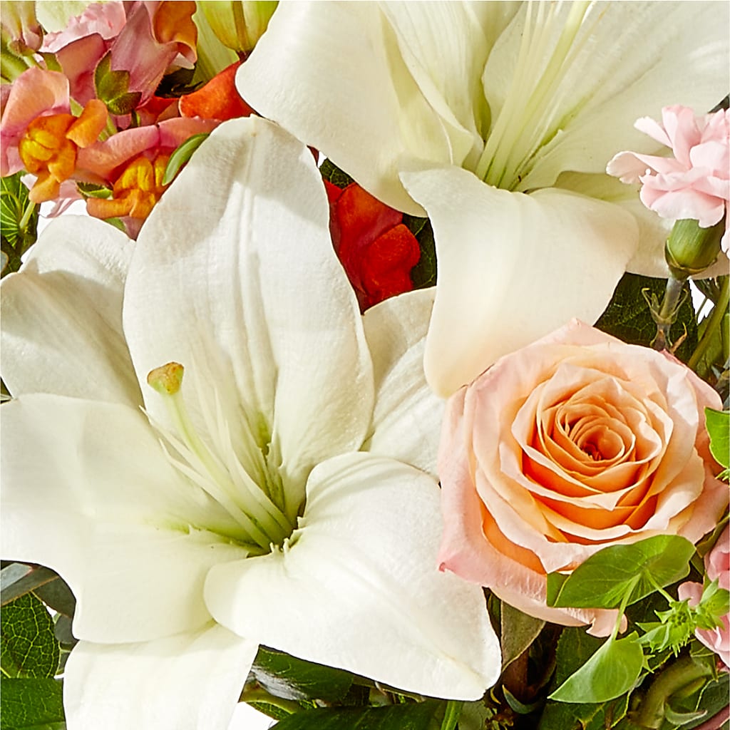 Grapefruit Splash Bouquet – MARILYN'S FLOWERS & GIFTS, Camden TN