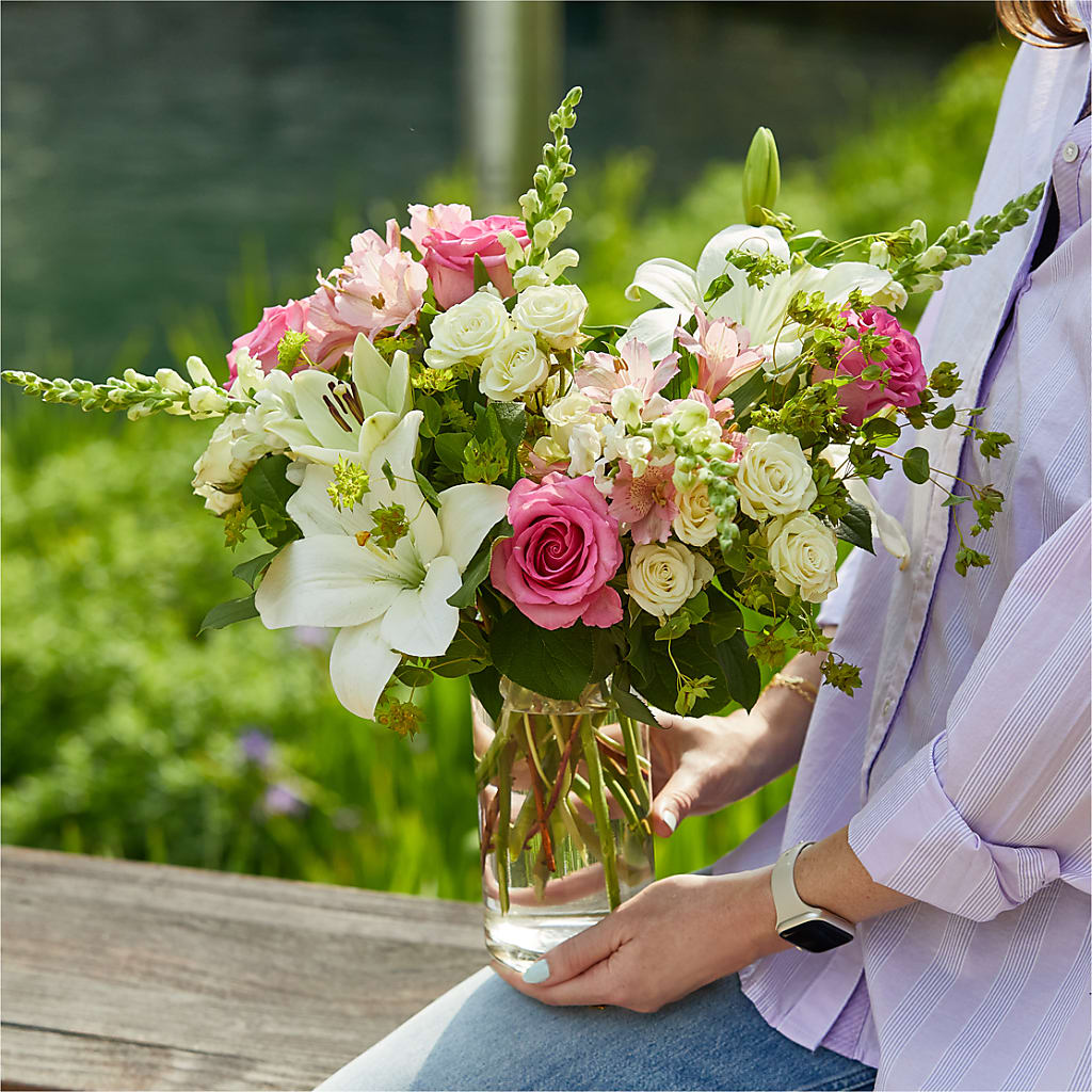 Fondly Bouquet – MARILYN'S FLOWERS & GIFTS, Camden TN